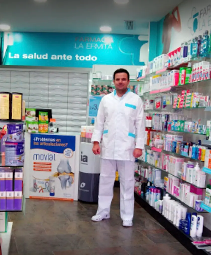 La Ermita Pharmacy en Nerja — exterior (3 de 13)
