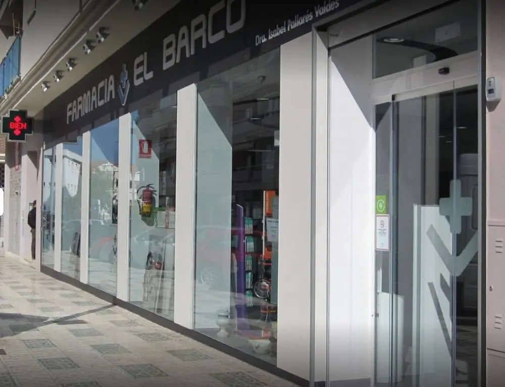 Farmacia El Barco en Nerja — exterior (3 de 13)