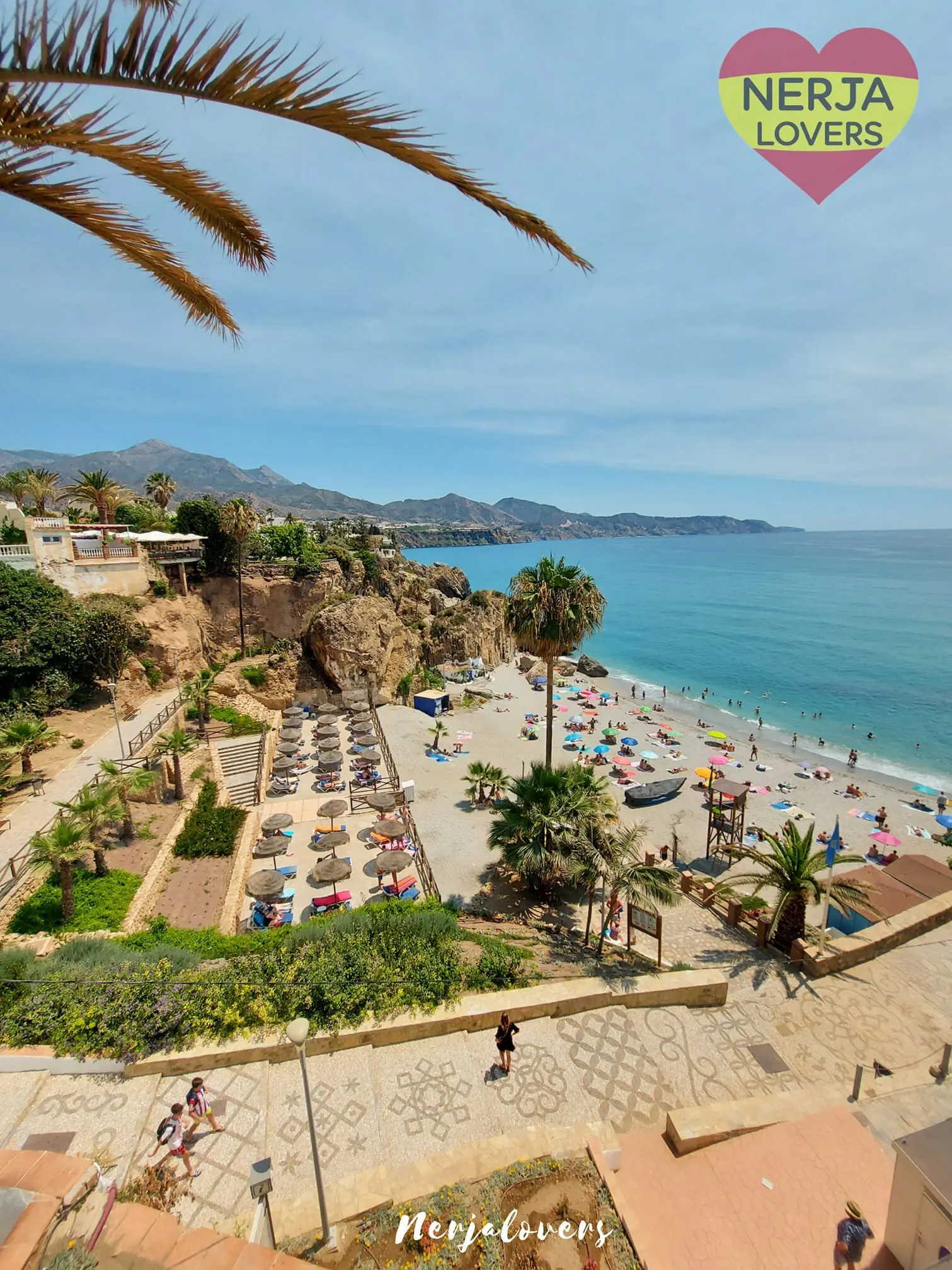 Playa Calahonda en Nerja — vista principal (2 de 23)