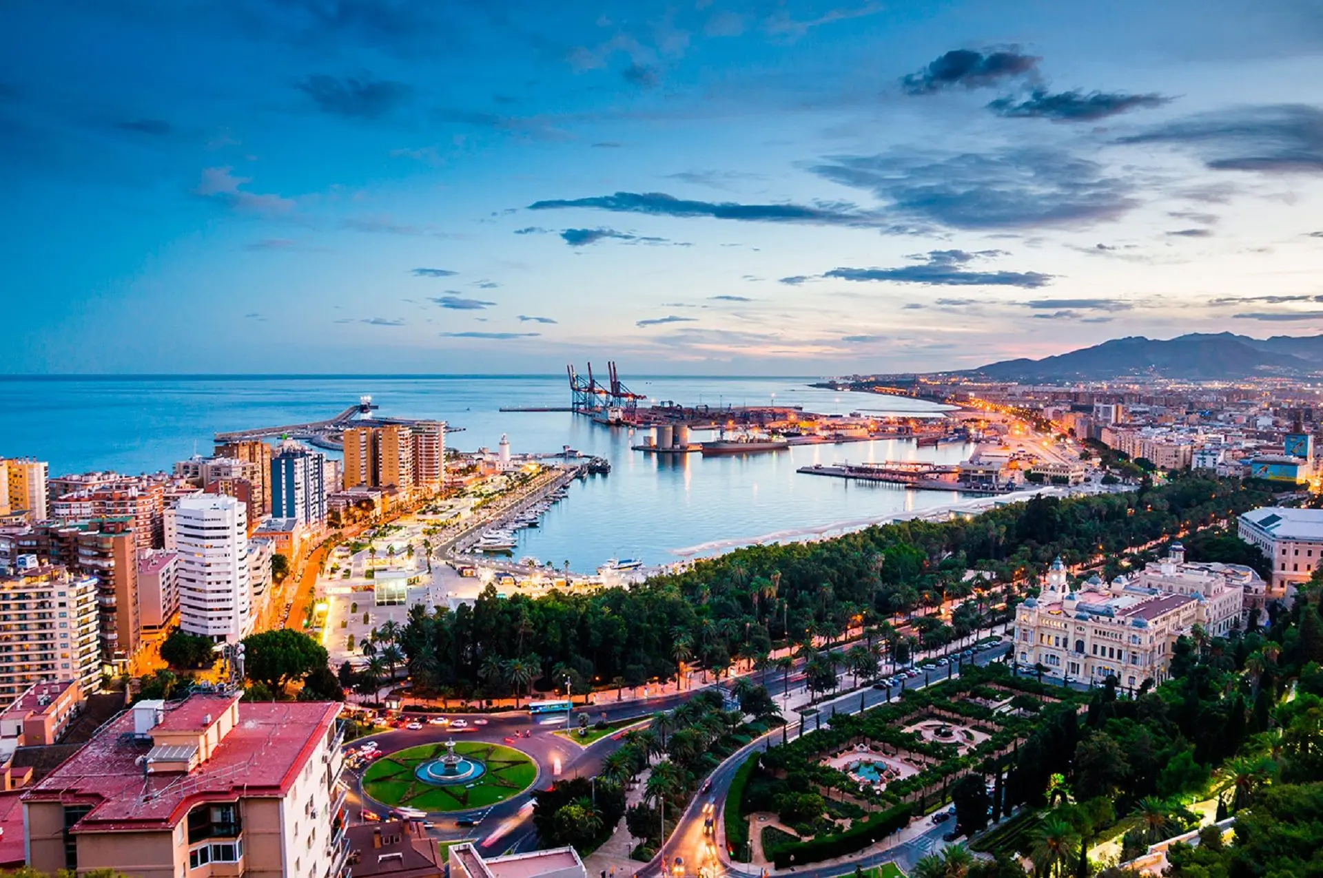 Visit Málaga: What to see and do? TOP best PLANS!