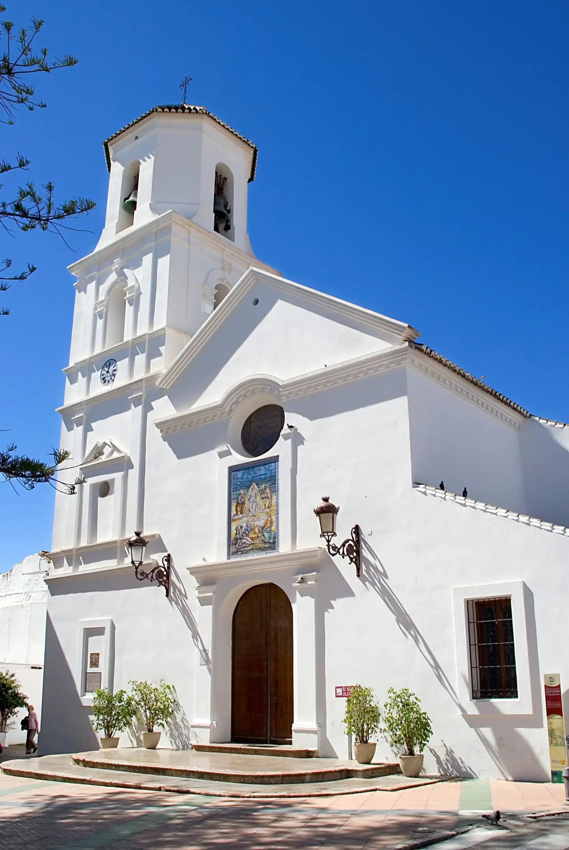 Iglesia El Salvador en Nerja — interior (4 de 20)