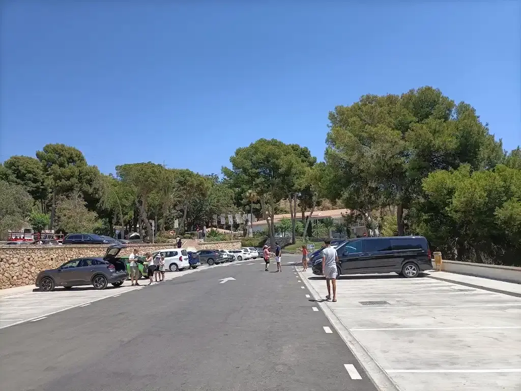 Aparcamiento Cueva de Nerja en Nerja — vista principal (2 de 13)
