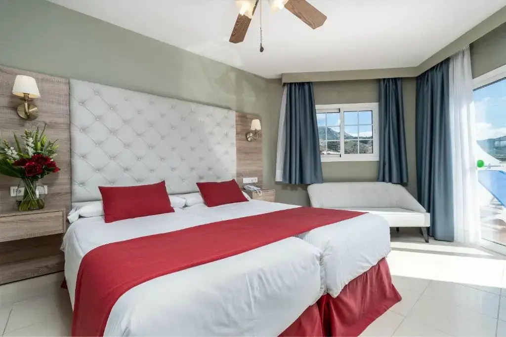 Hotel Los Arcos en Nerja — exterior (3 de 16)