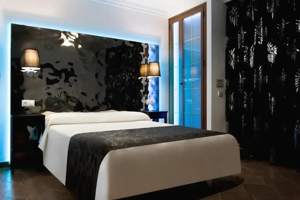 Hostal Alhambra en Nerja — vista principal (2 de 29)