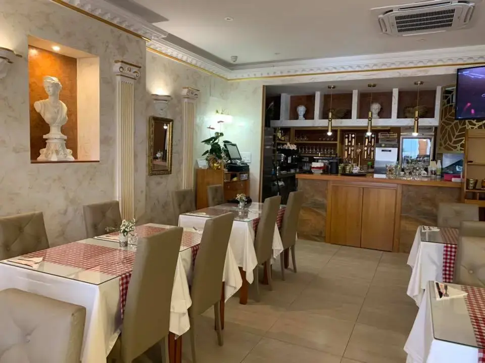 Pizzería Bella Roma en Nerja — vista principal (2 de 16)