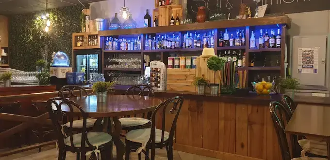 Restaurante Sal y Pimienta — Restaurantes en Nerja, Málaga — restaurante en la Costa del Sol