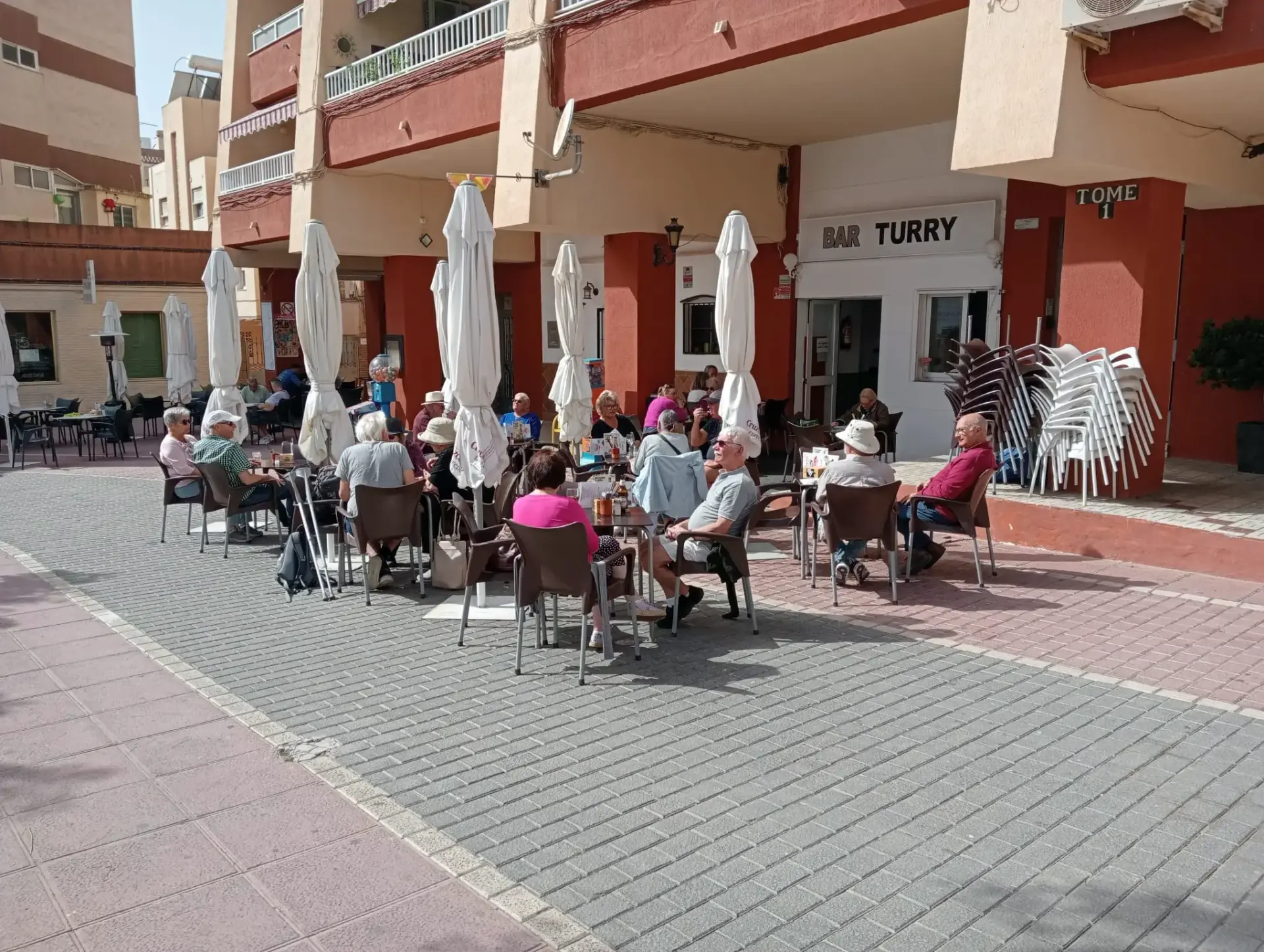Bar Turry — Bares en Nerja, Málaga — restaurante en la Costa del Sol
