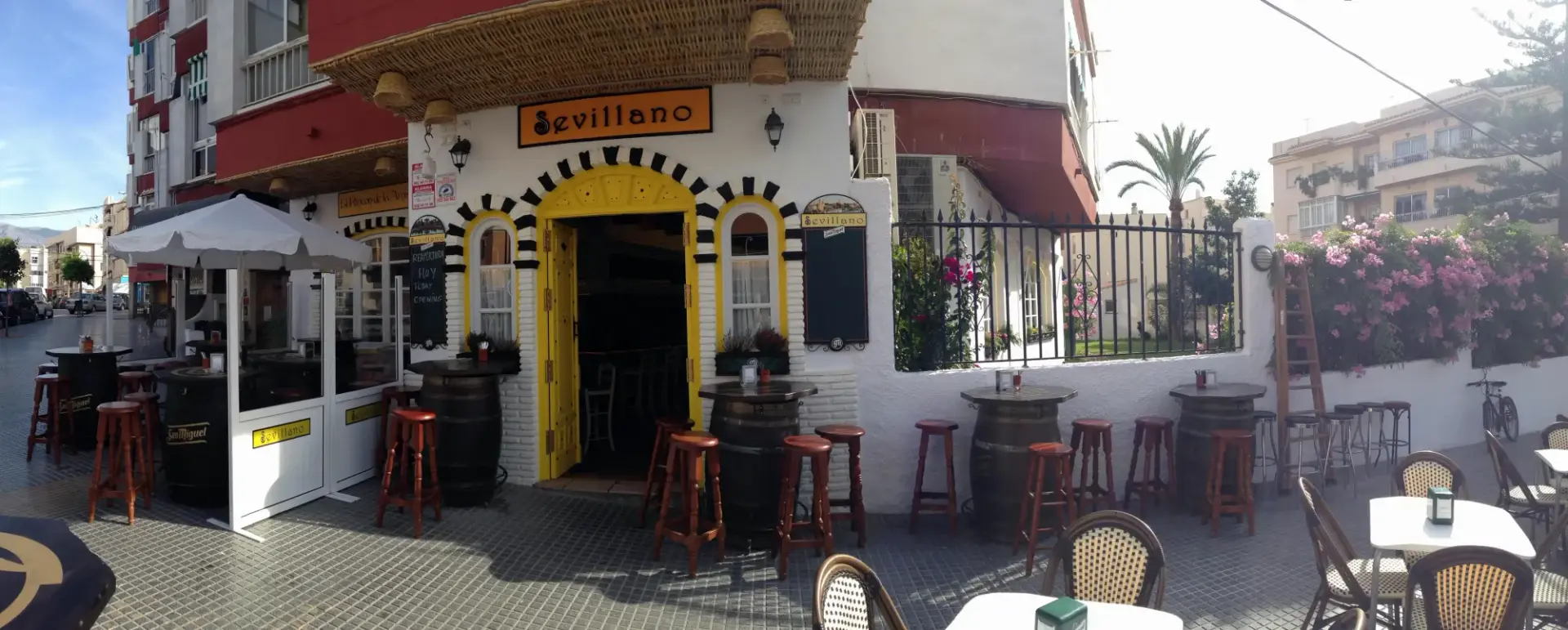 Restaurante Bar El Sevillano — Restaurantes en Nerja, Málaga — restaurante en la Costa del Sol