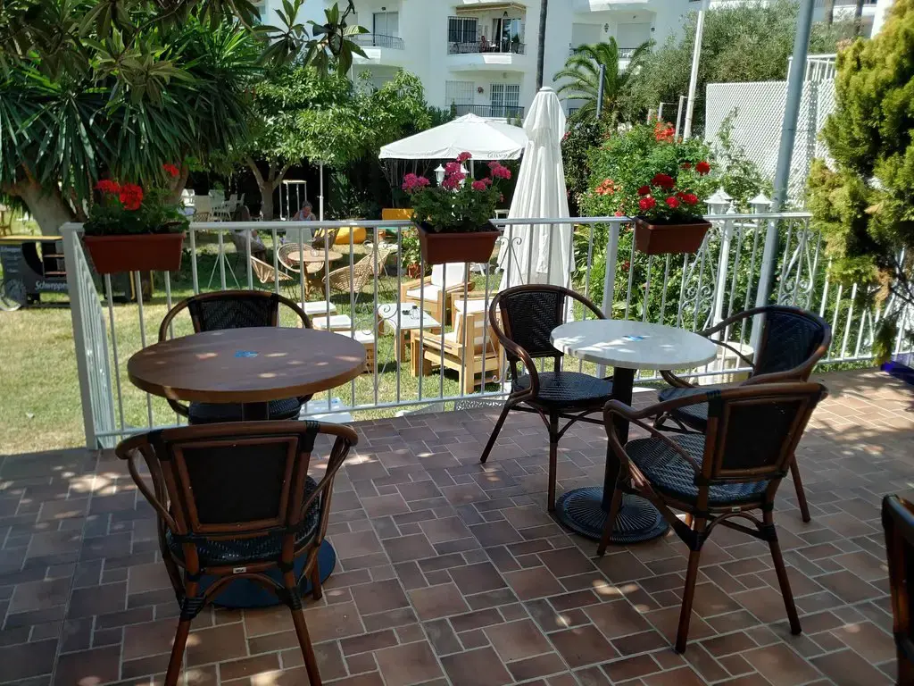 Bar-Restaurant Mena Garden en Nerja — detalle (5 de 25)