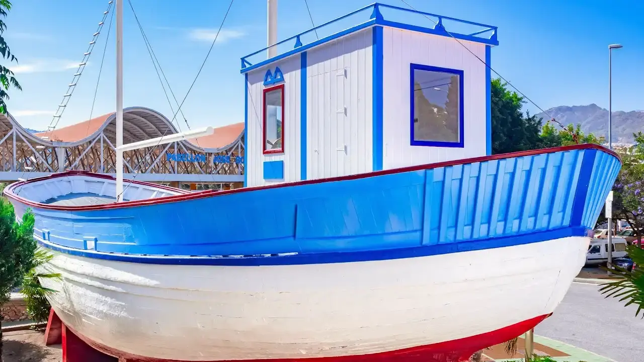 Barco de Chanquete (La Dorada) en Nerja — detalle (5 de 18)