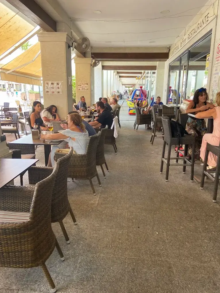 Restaurante Cafetería Hermes en Nerja — interior (4 de 15)