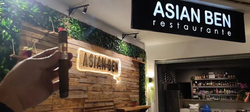 Asian Ben — Cocina asiática en local 15 Edificio Balcon de Europa, Málaga — restaurante en la Costa del Sol