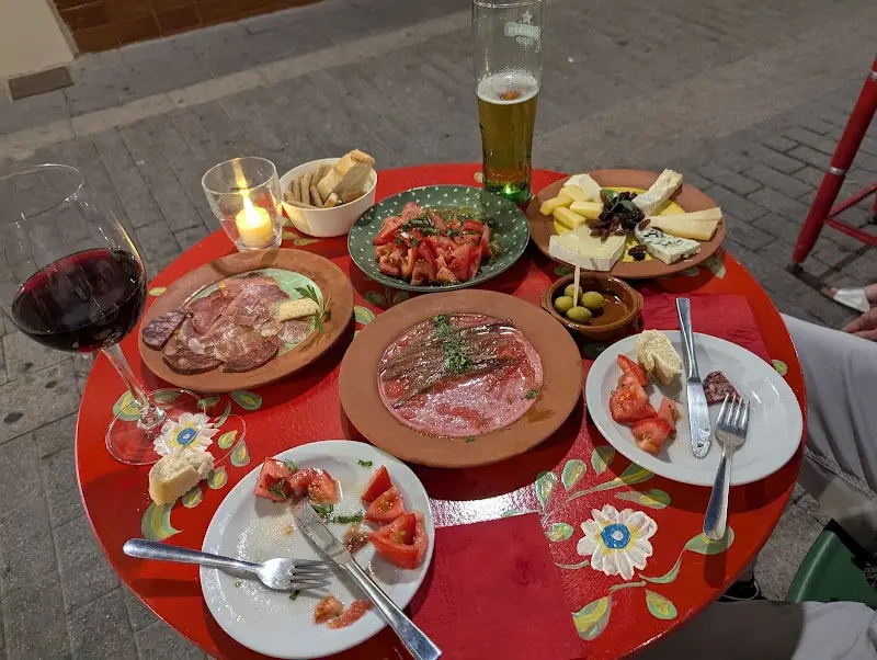 Bar Esquina Paulina en Nerja — exterior (3 de 10)