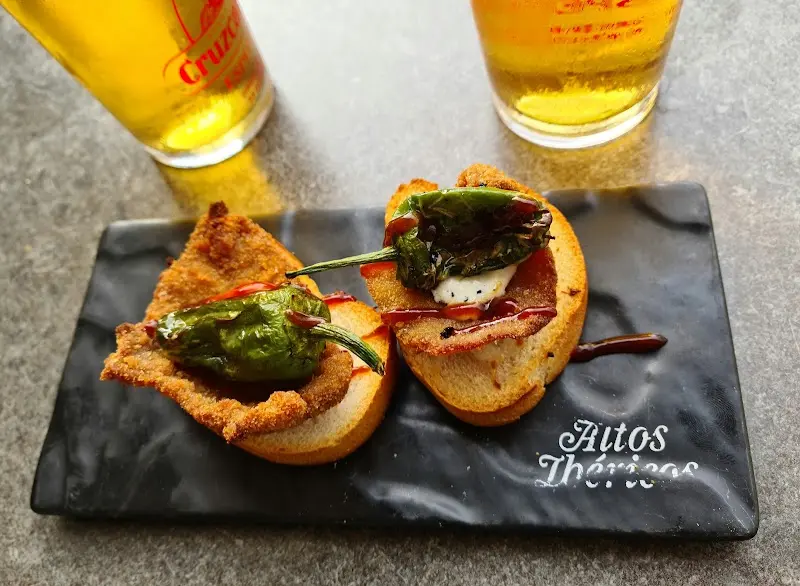 Bar La Piqueta en Nerja — exterior (3 de 10)