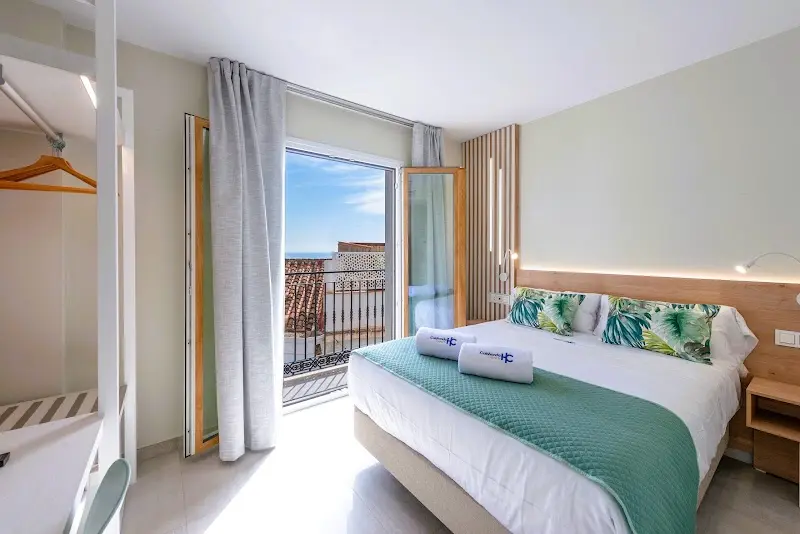 HC Calahonda Beach Nerja en Nerja — vista principal (2 de 10)