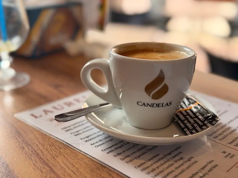 Laureles Café en Nerja — exterior (3 de 10)
