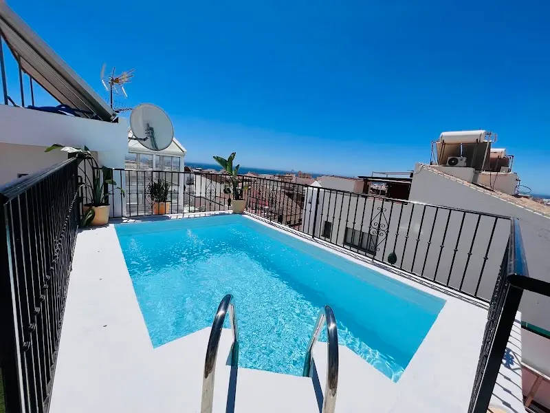 Naim Guest House Nerja en Nerja — exterior (3 de 10)