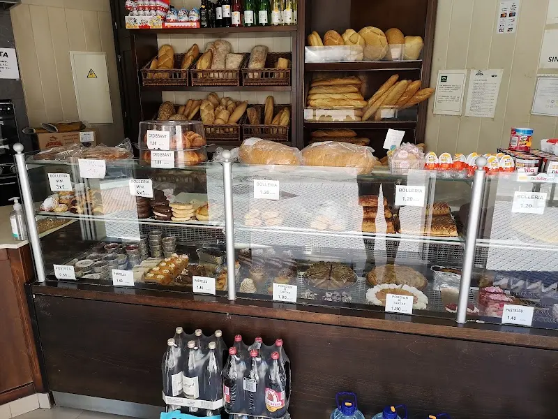 Panadería Pastelería Ruiz en Nerja — exterior (3 de 10)