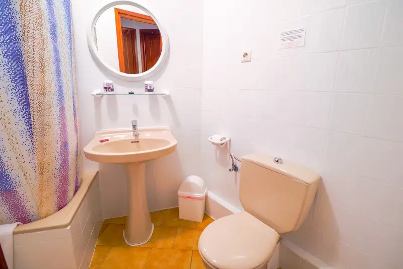 Pensión Sevillano en Nerja — exterior (3 de 10)