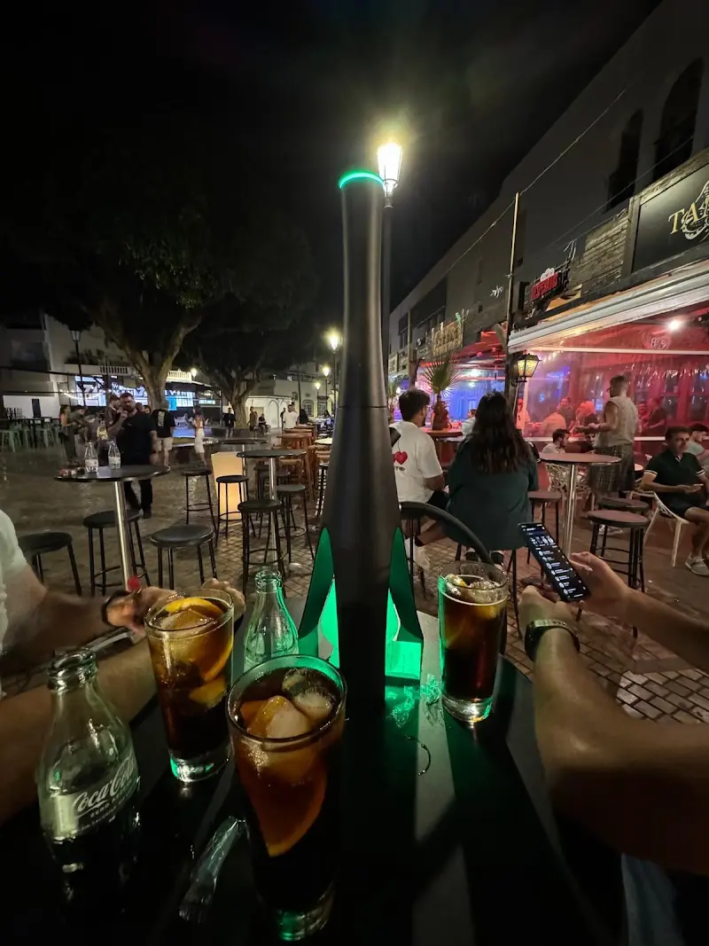 Pub Tamareo en Nerja — detalle (5 de 10)