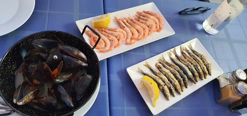 Restaurante Marisquería Los Cangrejos en Nerja — exterior