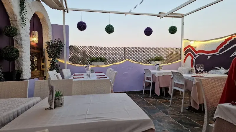 Restaurante Scarlettas — Restaurants en C. Almte. Ferrándiz, Málaga — restaurante en la Costa del Sol