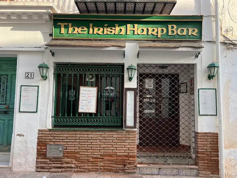 The Irish Harp Bar en Nerja — detalle (5 de 10)